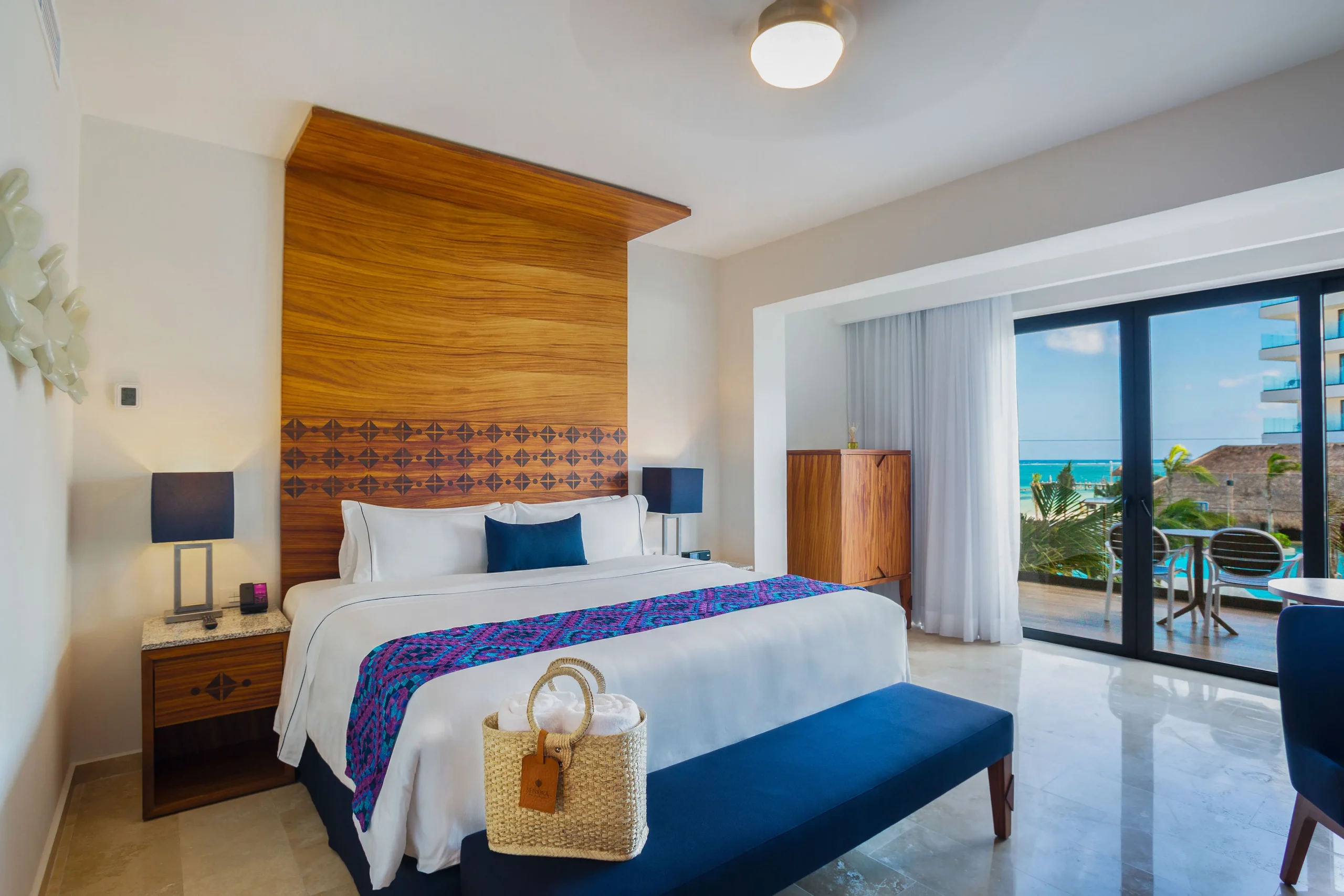 Sapphire-Room-Family5-8